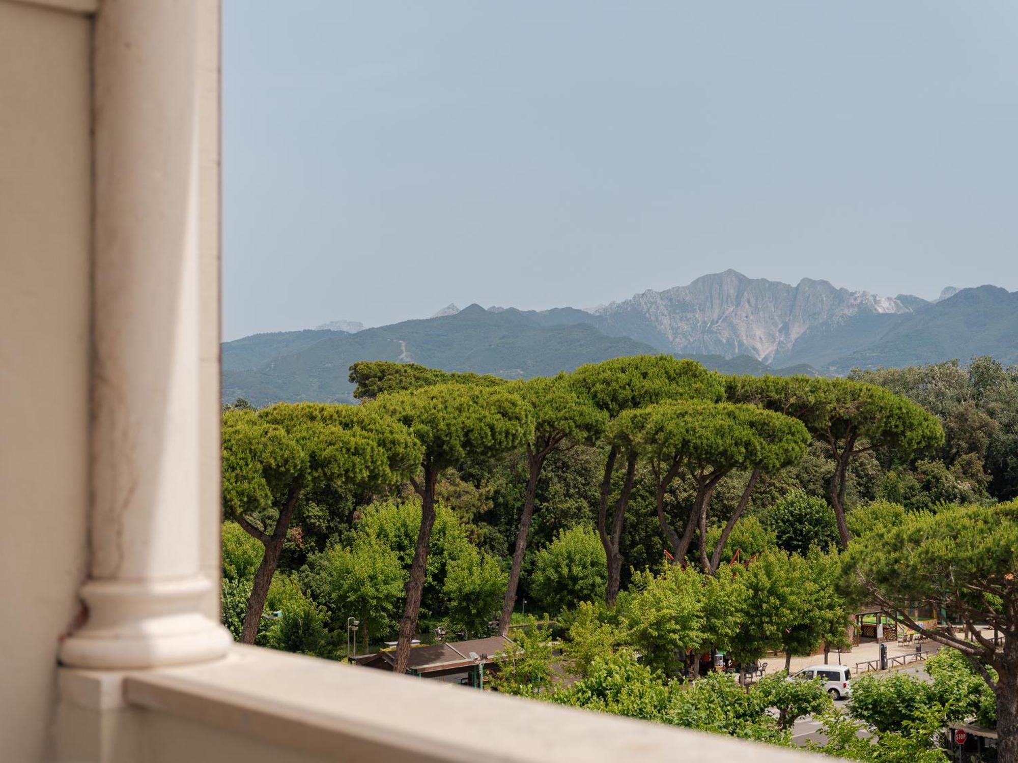 Re Versiliana Hotel Marina di Pietrasanta Bilik gambar